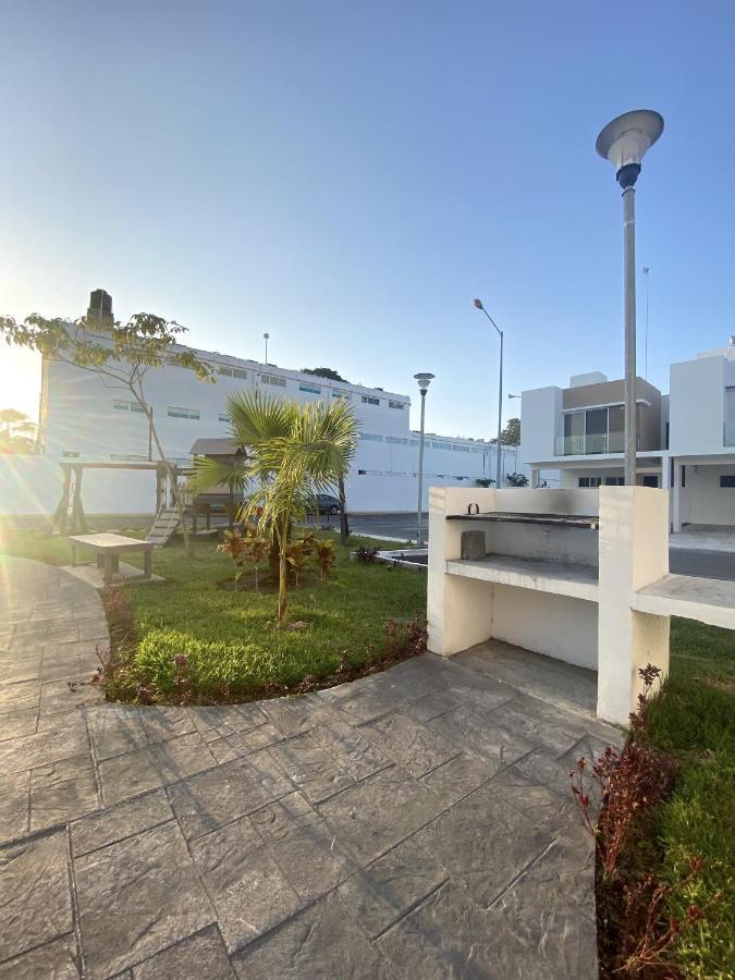 Casa Familiar Cerca De La Playa Con Terraza Privada Villa Cancún Eksteriør bilde
